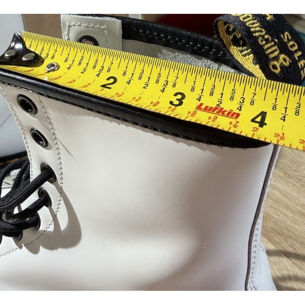 Doc Martens 1460 White AirWair Boots Womens 8 Leather Combat Lace Up Chunky - Picture 13 of 13